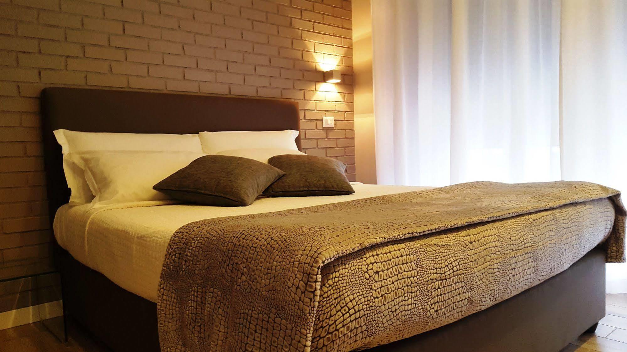 Alma Hotel Палермо Экстерьер фото